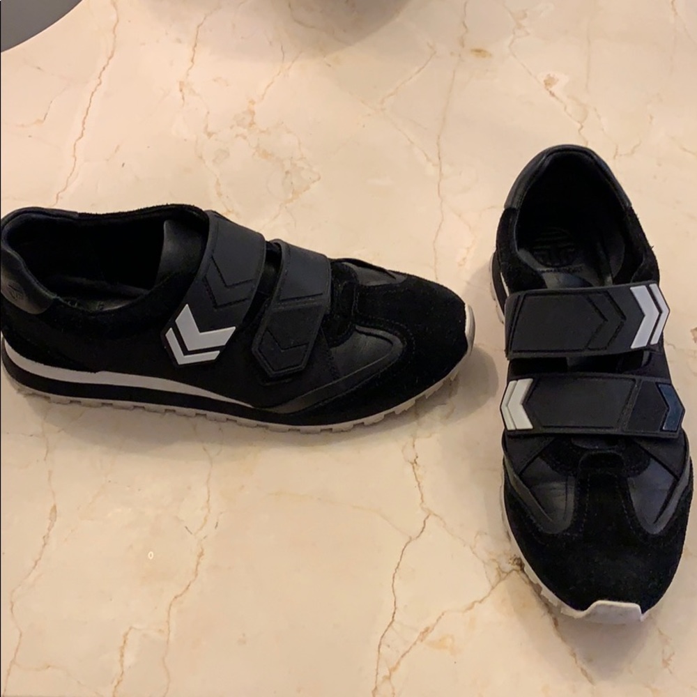 **SOLD** TORY BURCH SPORT BLACK LEATHER SNEAKERS